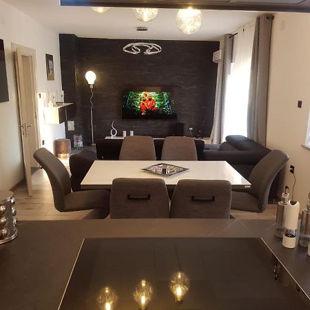 Seaview Apartment Moritz Senj  Extérieur photo